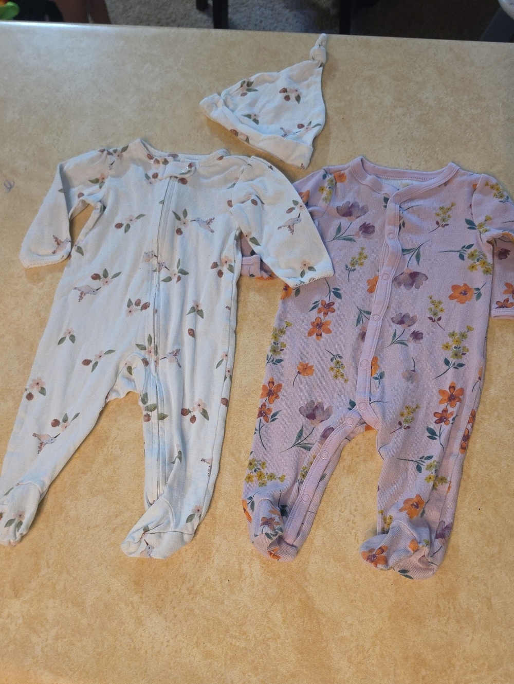 Carter's 3 Pc Bundle Baby 6m